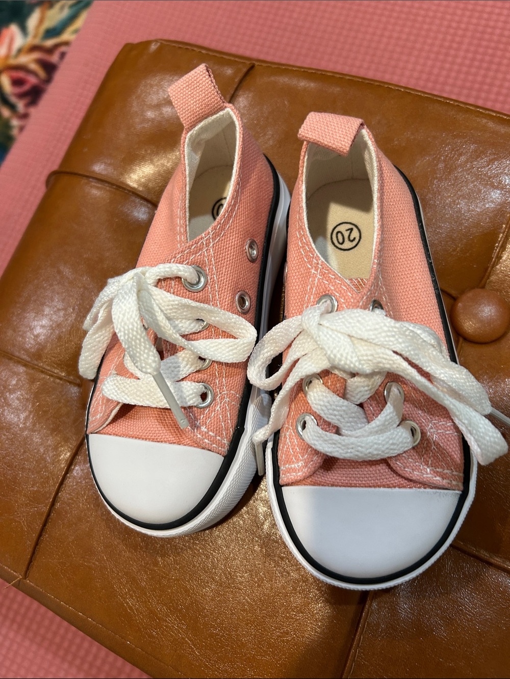 Kids Canvas Lace-Up Sneakers in Pink